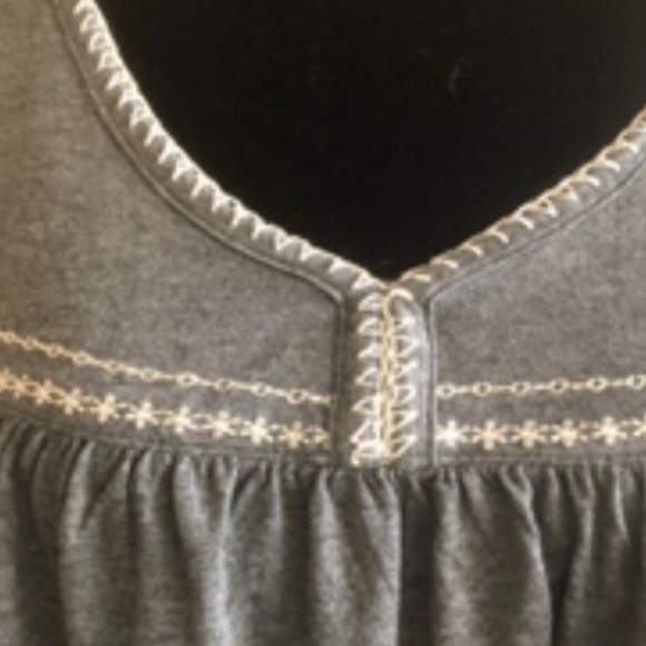 Gap boho style top - Picture 3 of 9